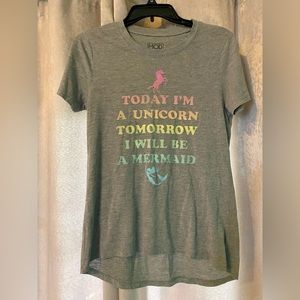 Junior’s “Today I’m a Unicorn Tomorrow I Will Be a Mermaid” Shirt— Size M